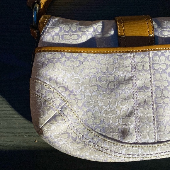 COACH PURSE - Picture 10 of 15